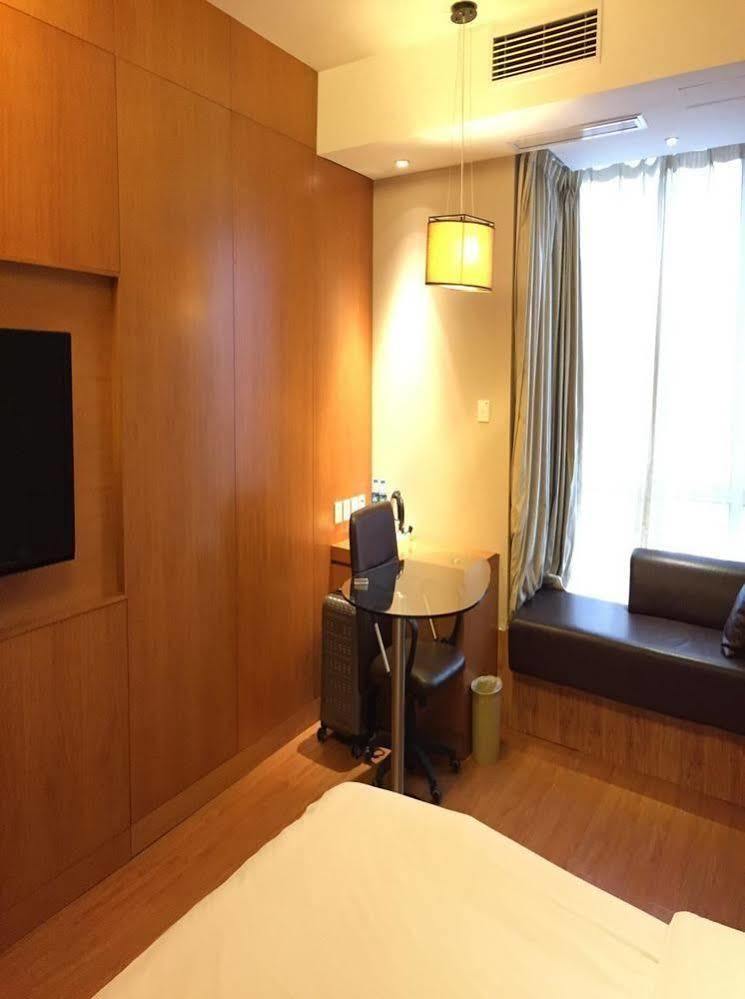 Ji Hotel Shanghai Jingan Temple Kangding Road Extérieur photo