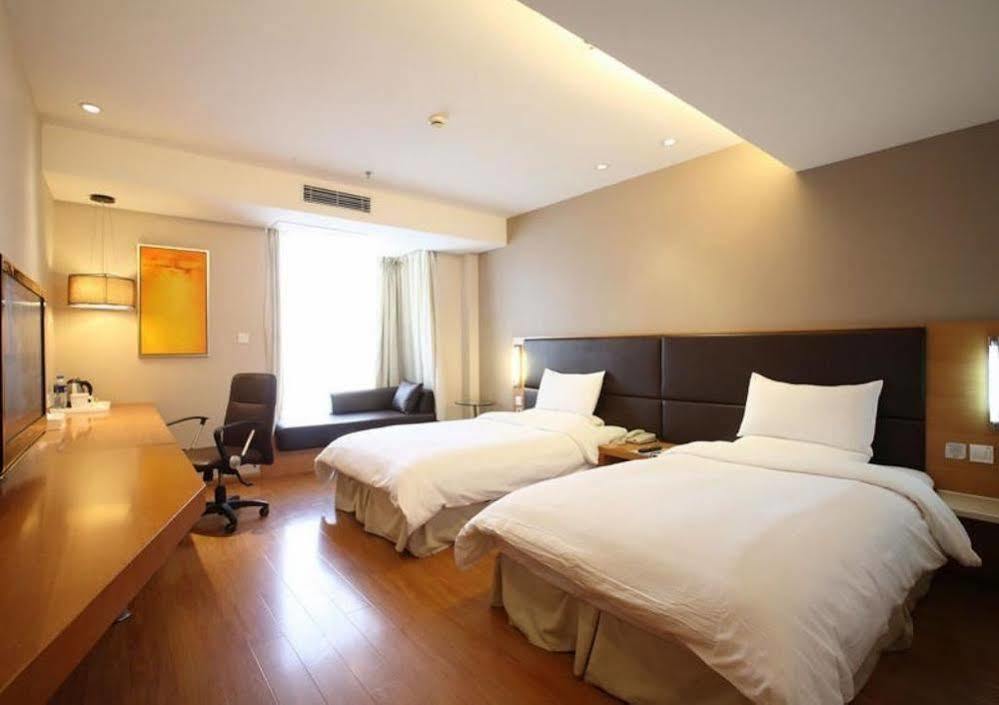 Ji Hotel Shanghai Jingan Temple Kangding Road Extérieur photo